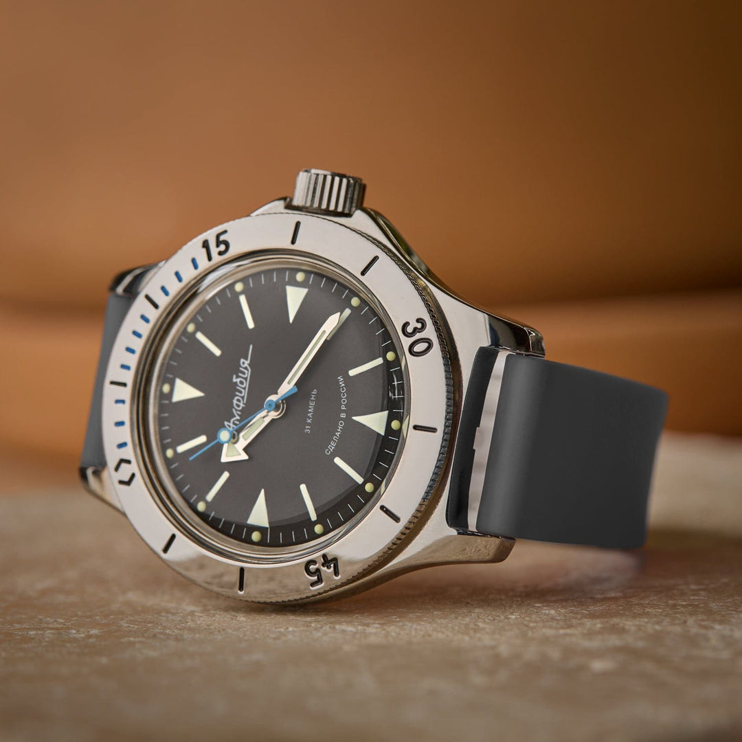 Quick Release Custom Fit Silicone Watch Band - Graphite – lifestyle photo