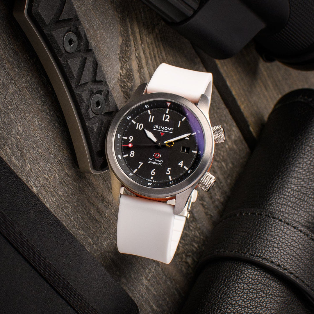 Quick Release Custom Fit Silicone Watch Band - White – lifestyle photo